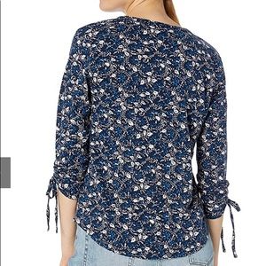 Lucky Brand 3/4 Sleeve Ruched Notch Neck Top XS